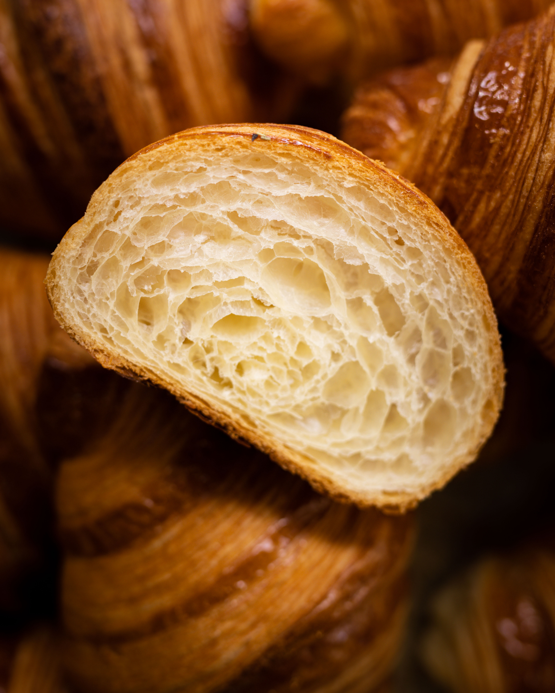 Intérieur d'un croissant moelleux